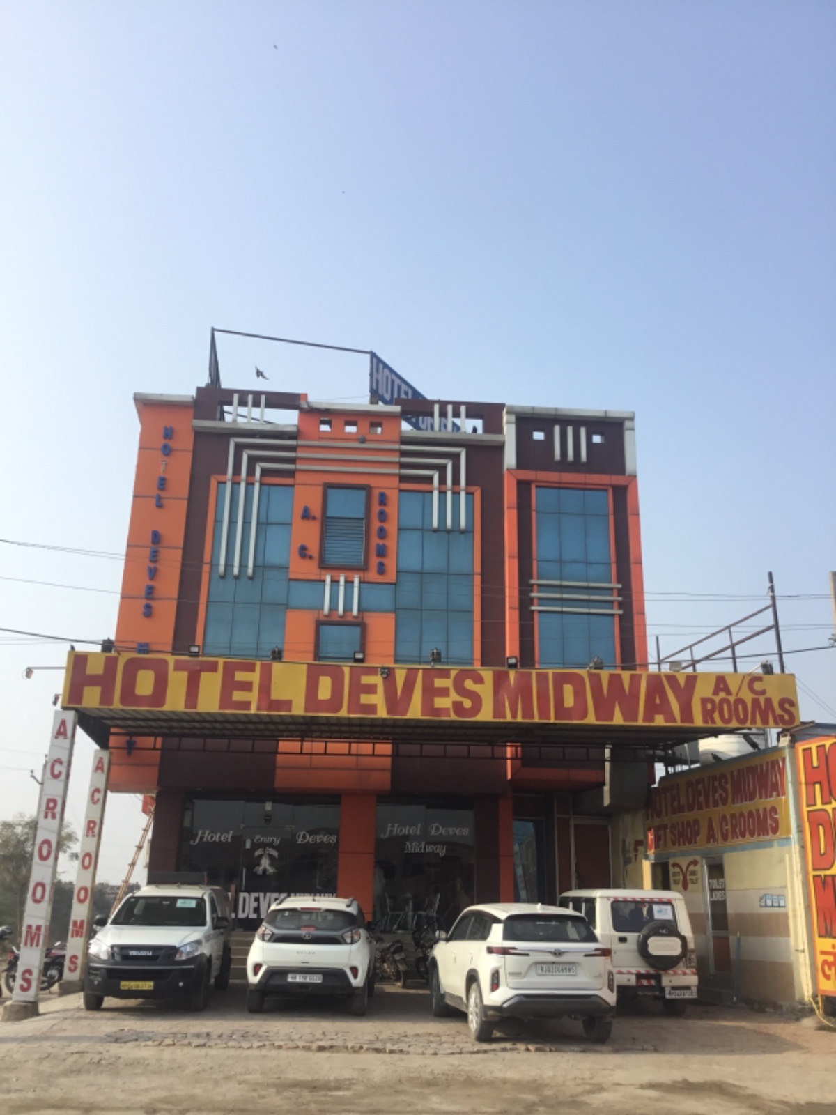 WhatsApp Image 2024-02-20 at 12.33.41 (1)